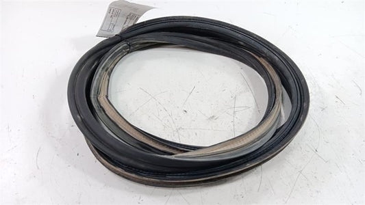 Buick Encore Trunk Lid Hatch Door Rear Back Rubber Seal 2016 2017 2018 2019