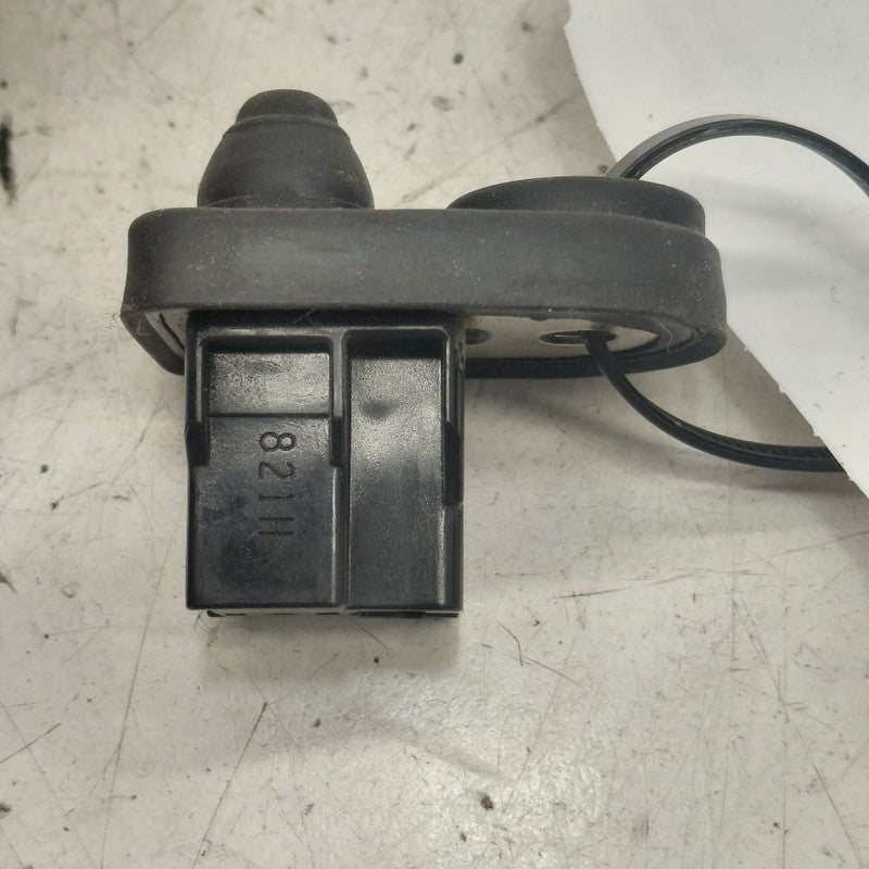 Nissan Versa Note Door Ajar Switch Door Open Dome Light Switch  2019 2