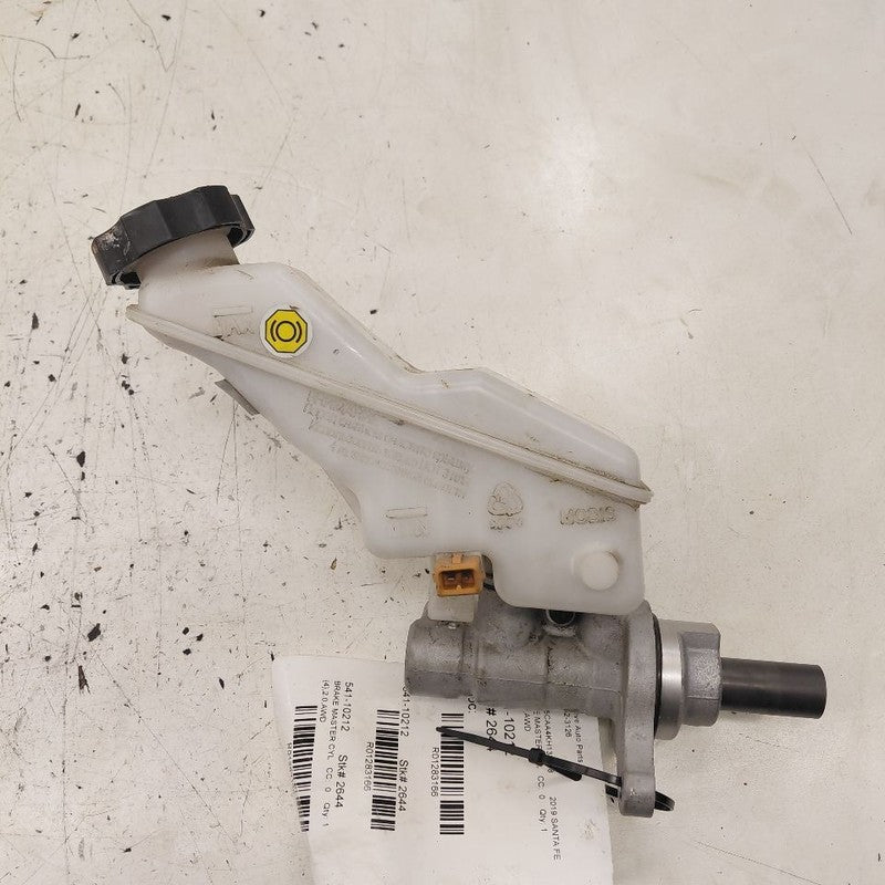 Brake Master Cylinder Fits 19-20 Hyundai Santa Fe