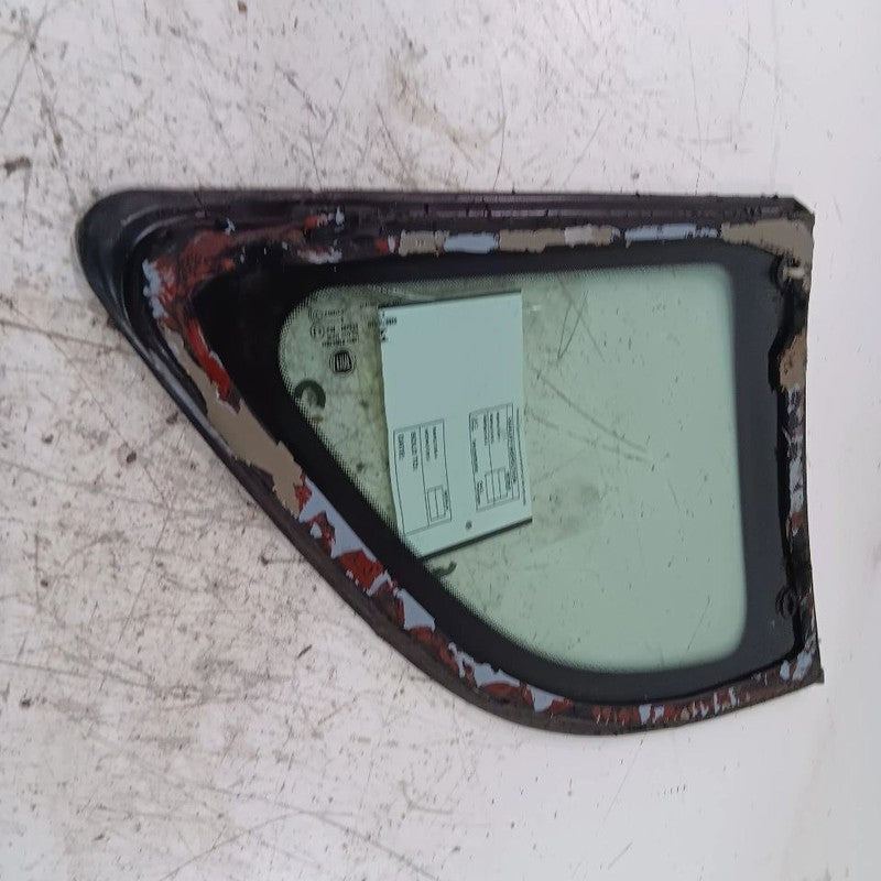Passenger Quarter Glass Window Base 2 Door Fits 12-17 FIAT 500