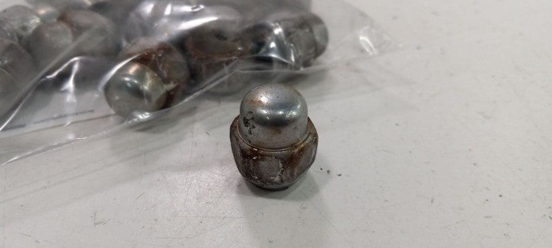 Kia Soul Lug Nut Set 2012 2013 OEM