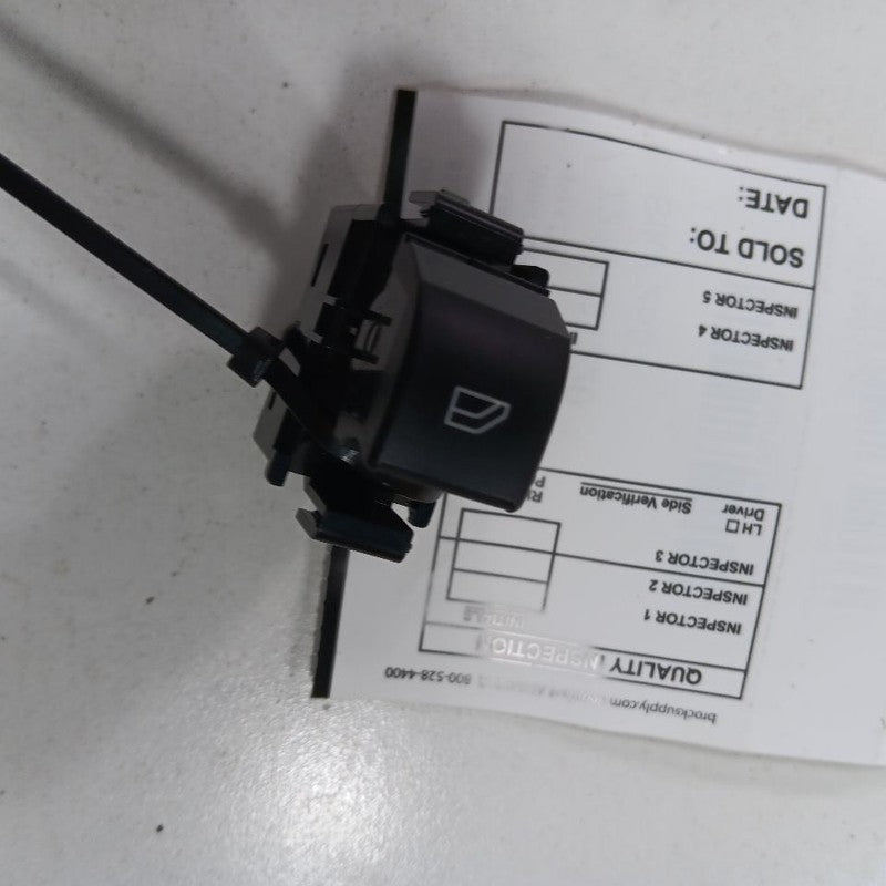Mitsubishi Outlander Power Window Switch Right Passenger Rear  2020 20