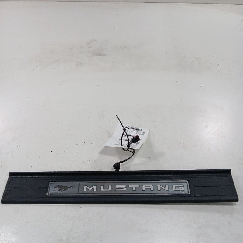 Ford Mustang Sill Trim Scuff Plate Door Jam Left Driver Front Broken T