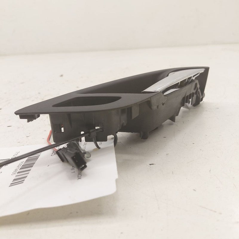 Chevy Equinox Door Handle Right Passenger Front Interior Inside  2024 
