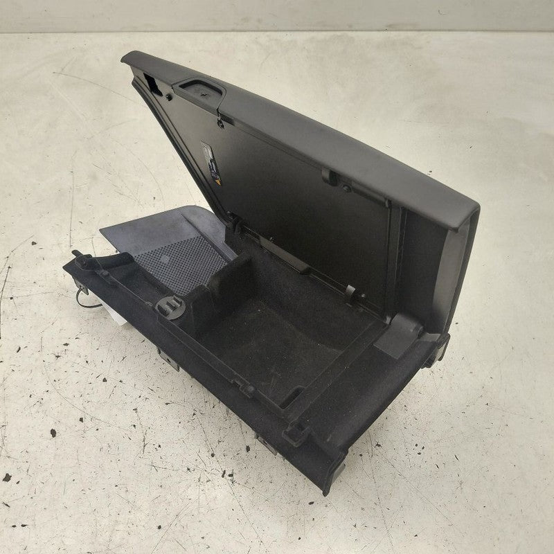 Cadillac CT6 Arm Rest  2018 2017 2016