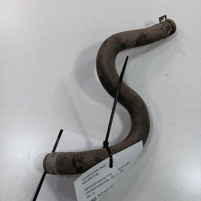 Toyota Yaris 1.5 Coolant Line Crossover Pipe  2020 2019 2018 2017 2016