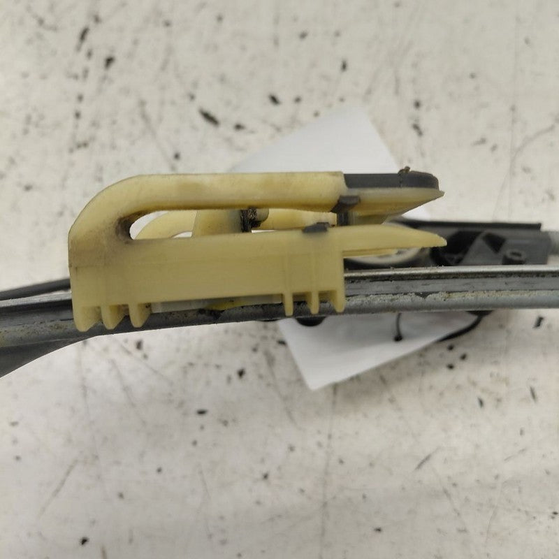 Passenger Rear Window Regulator Track VIN Y 1st Digit SWB Fits 14-18 V