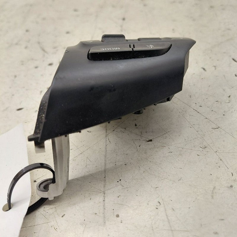 Kia Sorento Steering Wheel Control Switch  2018 2017 2016