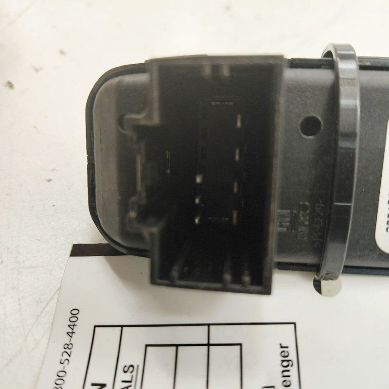 Chevy Volt Power Window Switch Right Passenger Rear  2019 2018 2017 20