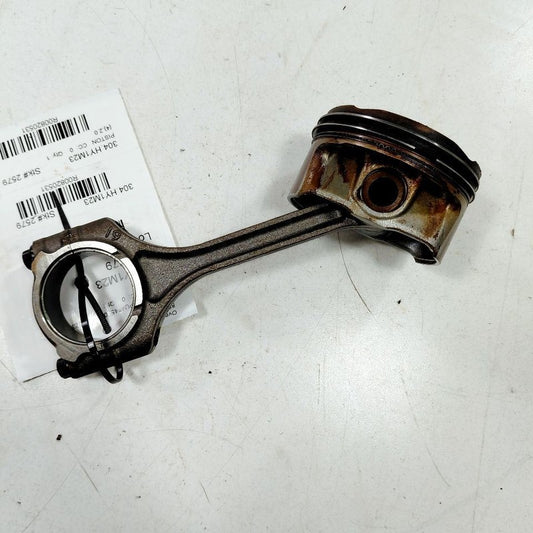 Hyundai Elantra Single Piston With Connecting Rod   2.0 2024 2023 2022