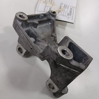 2025 GMC Acadia 2.5 Jackshaft Mount Bracket 