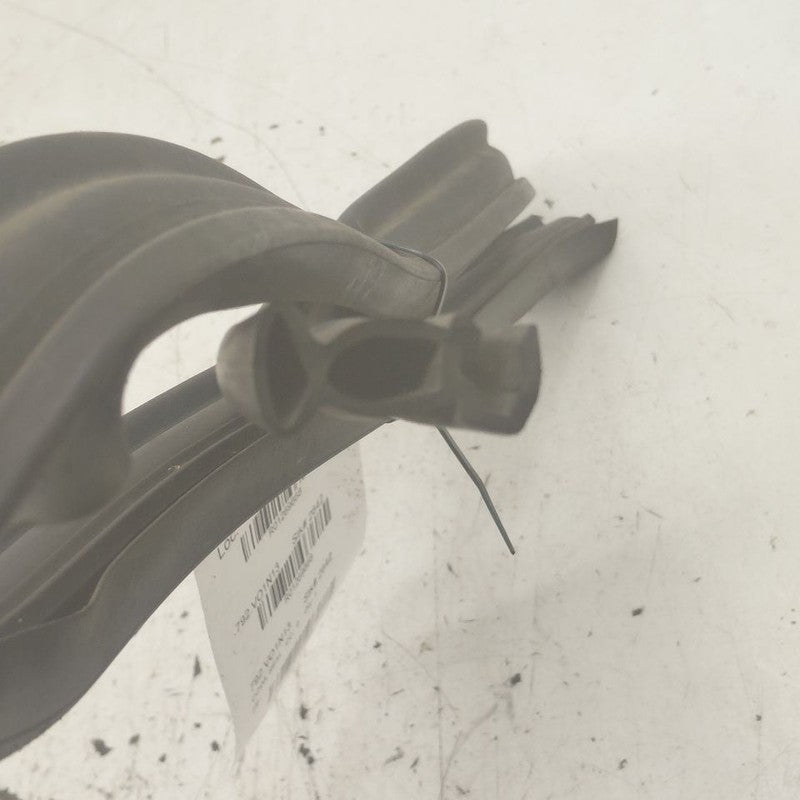 Volvo S60 Cowl Vent Panel Hood Rubber Seal  2013 2014 2015