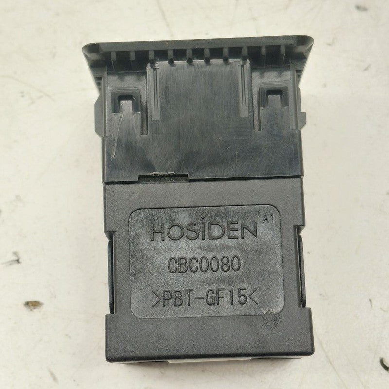 Nissan Versa USB Plug In Hub Port  2024 2023 2022 2021 OEM