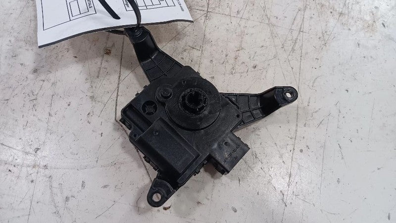 Buick Lacrosse Flap Door Motor Heater AC Door Actuator  2017 2018 2019