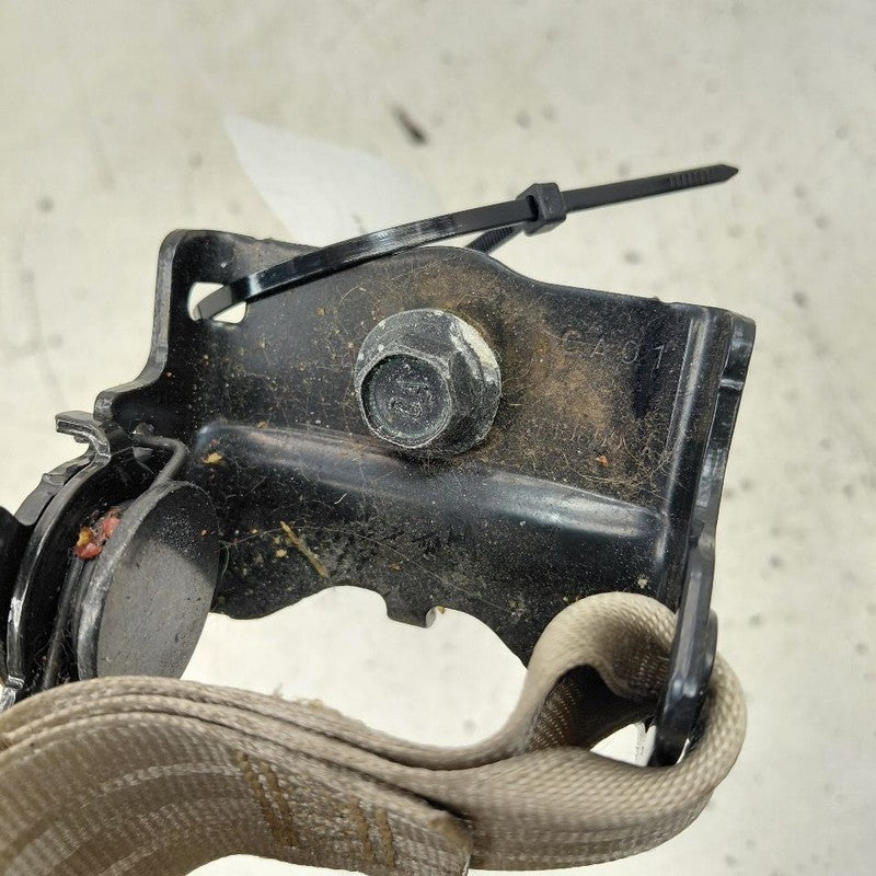 Honda CR-V Seat Belt Buckle Latch Left Driver Rear Back  2019 2018 201
