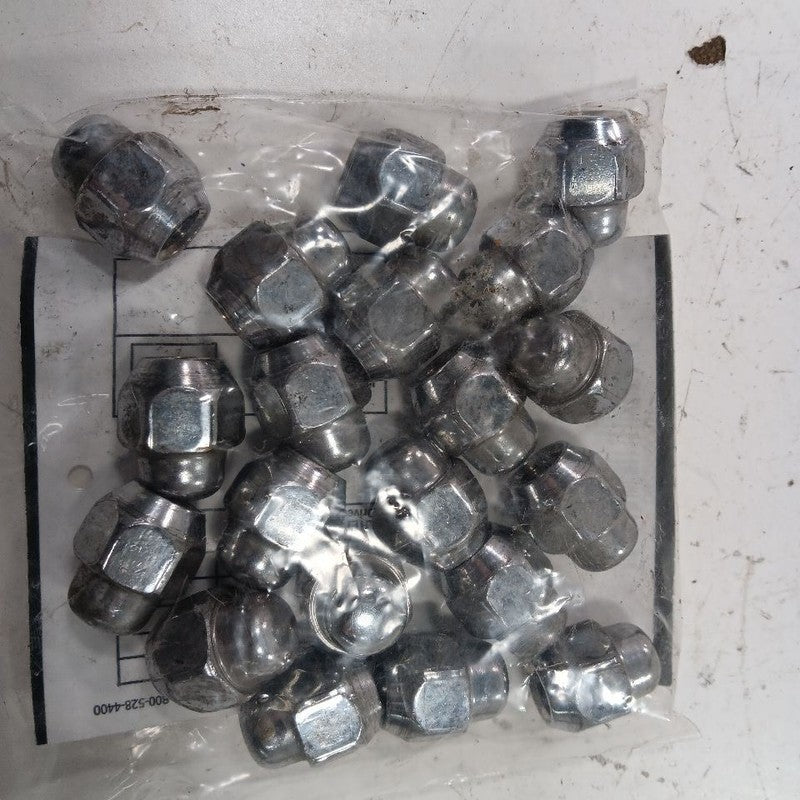 Kia Sportage Lug Nut Set  2022 2021 2020 2019 2018