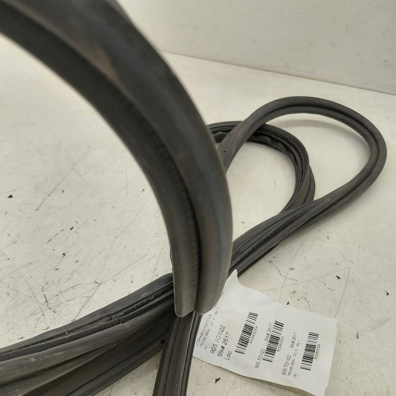 Toyota Prius Trunk Lid Hatch Door Rear Back Rubber Seal  2022 2021 202