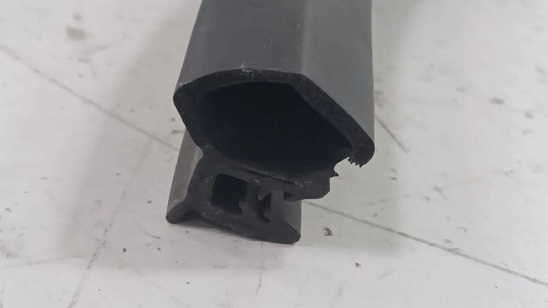 Chevy Volt Cowl Vent Panel Hood Rubber Seal  2011 2012 2013 2014 2015