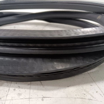 Jeep Renegade On Body Door Jamb Seal Rear Left Back  2015 2016 2017 2018