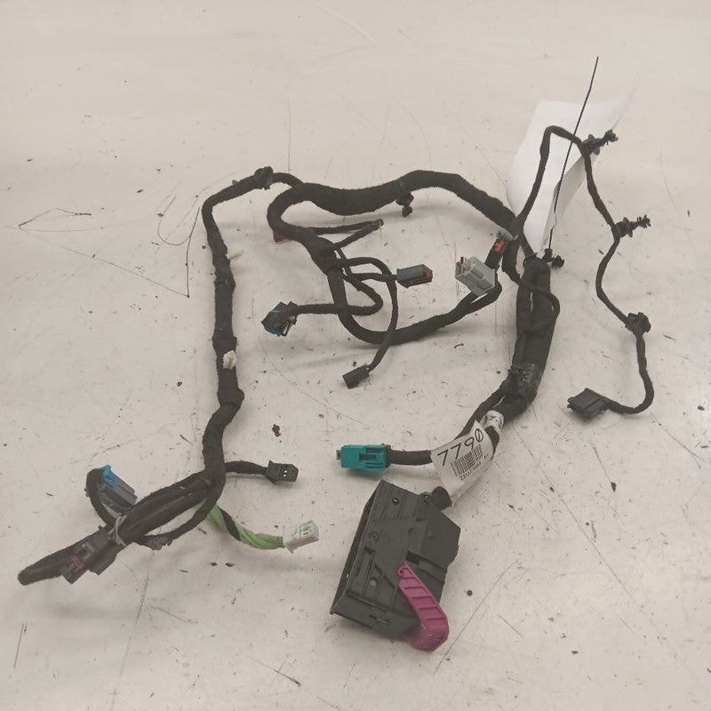 Cadillac XTS Console Wire Harness {23137790AA}     2016 2017 2018
