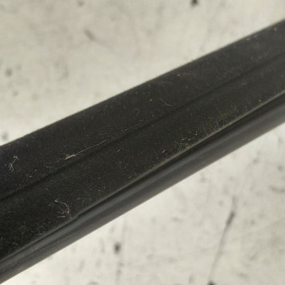 Hyundai Veloster Right Front Weather Strip Interior  2017 2016 2015 20