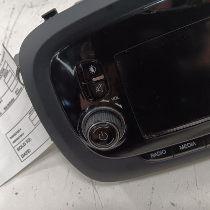 Audio Equipment Radio Display 4 Door X Model AM-FM Uconnect Fits 16-17 FIAT 500