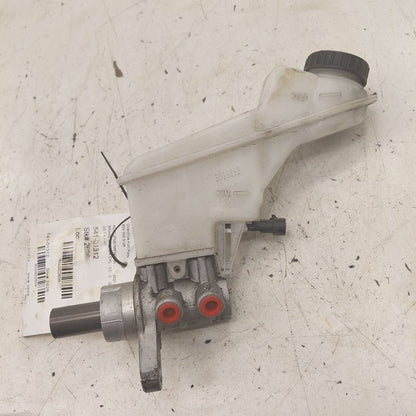 Brake Master Cylinder VIN B 8th Digit Opt Luv Fits 13-21 Buick Encore