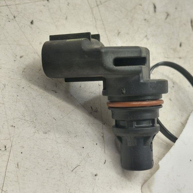 Hyundai Kona Camshaft Cam Shaft Position Sensor  2.0 2021 2020 2019