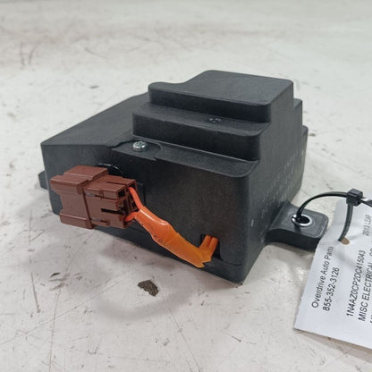 Nissan LEAF Battery Heater Relay {295U53NF0A} 2013 2014 2015 2016 2017