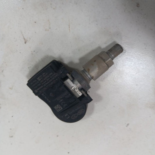 Kia Sorento TPMS Tire Pressure Monitor System Sensor  2018 2017 2016