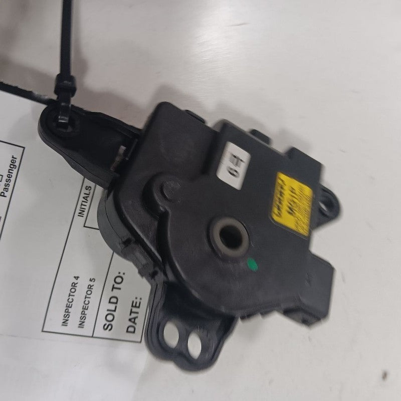 Kia Sorento Flap Door Motor Heater AC Door Actuator  2018 2017 2016 OE