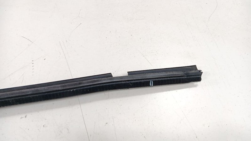 Buick Encore Driver Left Front Weather Strip Interior 2016 2017 2018 2