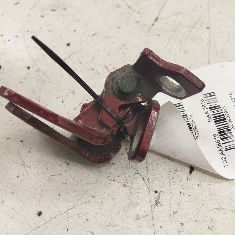 Jeep Cherokee Door Hinge Set Right Front Passenger  2019 2020 2021