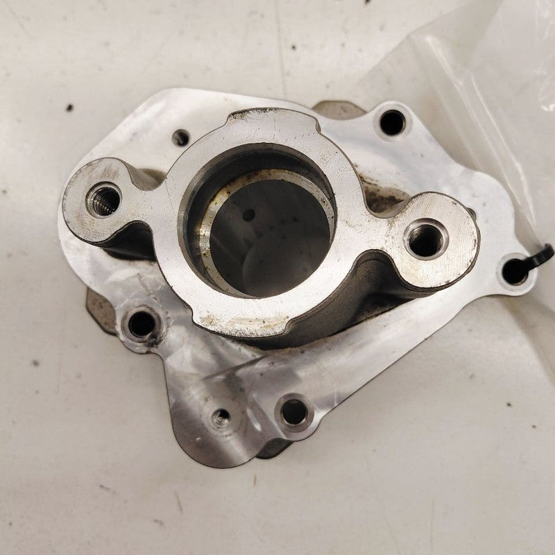 Chevy Trailblazer Engine Fuel Pump Mount Housing 1.3 2023 2022 2021