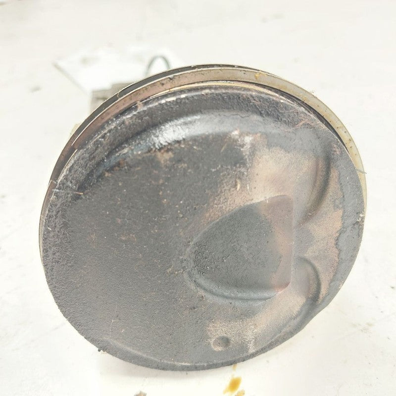 Cadillac XTS Single Piston With Connecting Rod       3.6 2016 2017 201
