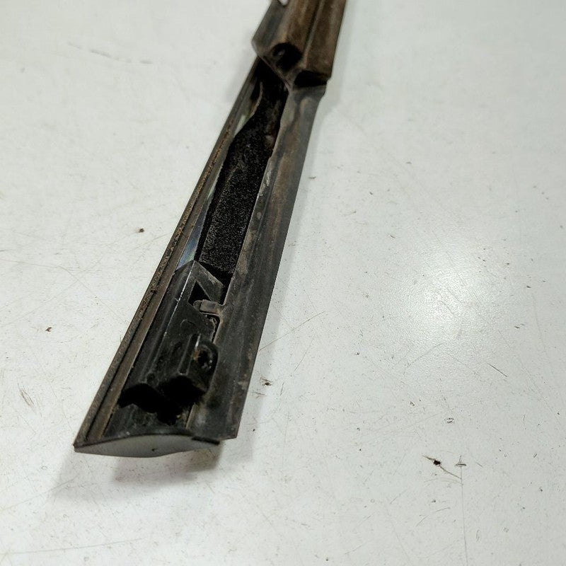 Hyundai Sonata Door Glass Window Weather Strip Trim Rear Right Passeng