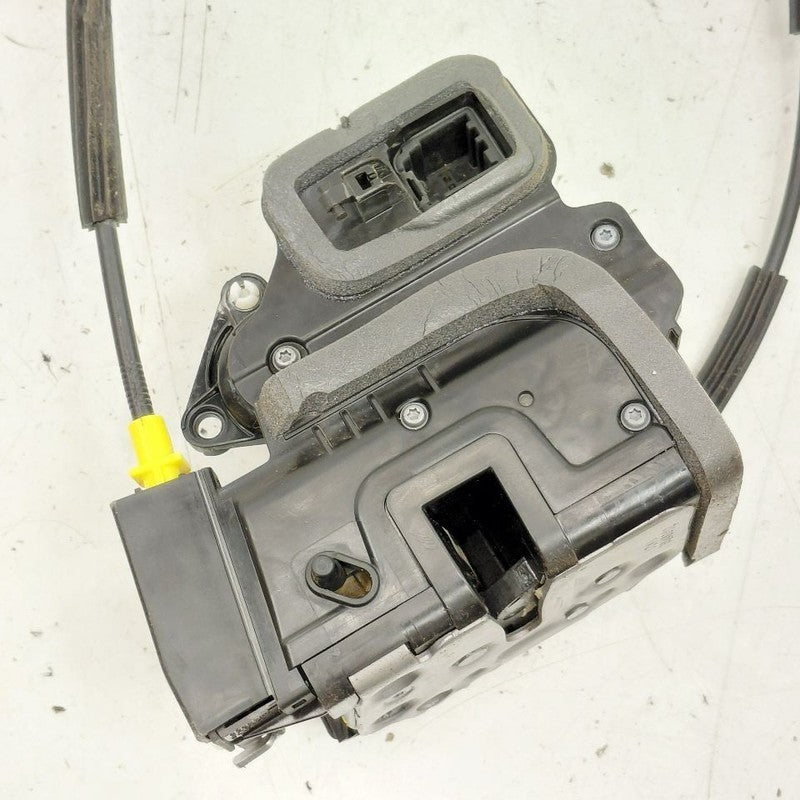 Chevy Trailblazer Door Latch Lock Right Passenger Rear  2023 2022 2021