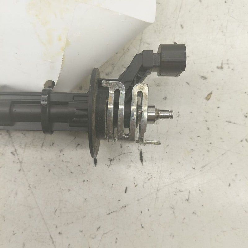 Lower Fuel Injection Injector Marked 4 Fits 22-25 Lexus NX350