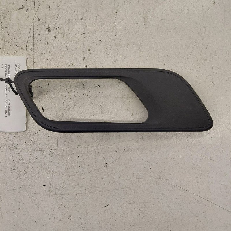 Nissan Rogue Interior Door Handle Bezel Trip Right Passenger Front 202