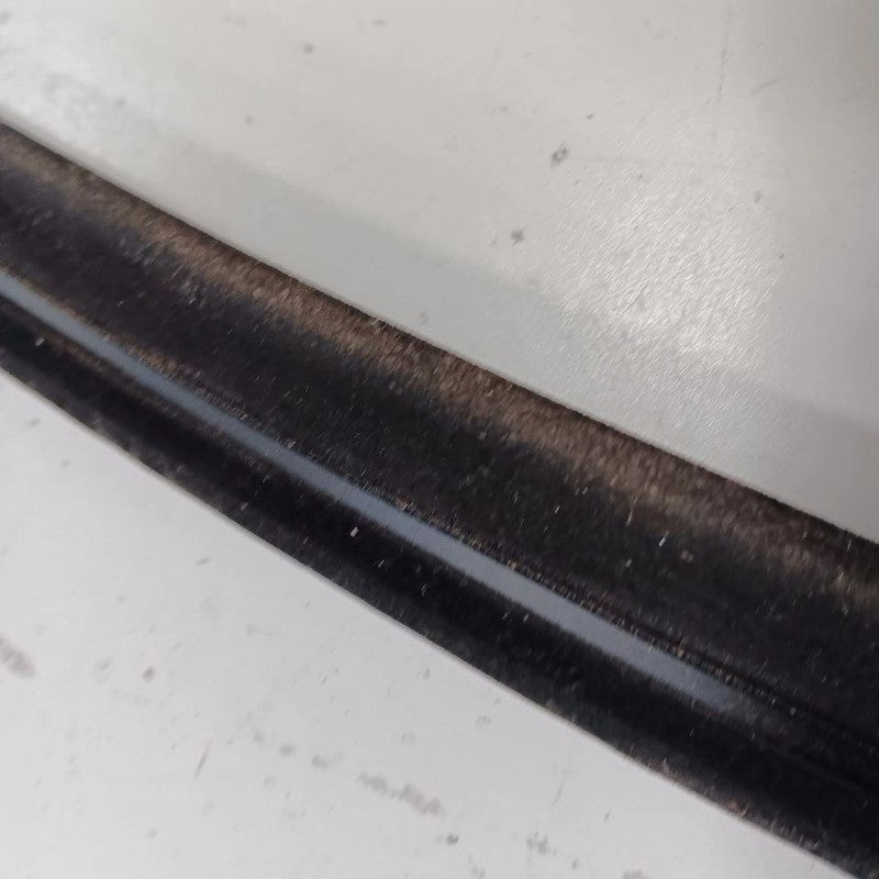 Jeep Compass Door Glass Window Weather Strip Trim Rear Right Passenger