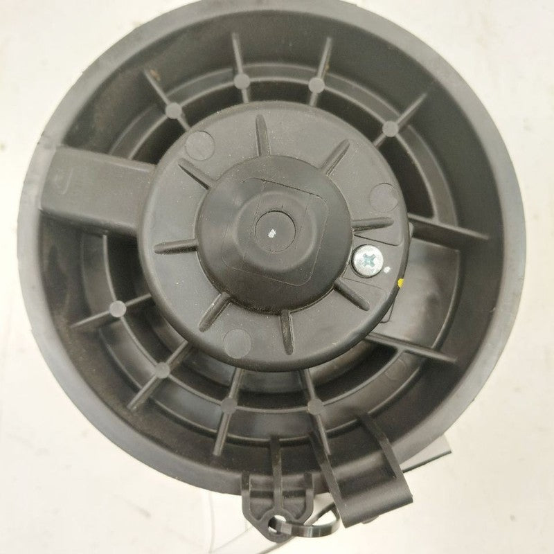 Blower Motor VIN J 1st Digit Japan Built Fits 14-18 Nissan Rogue OEM