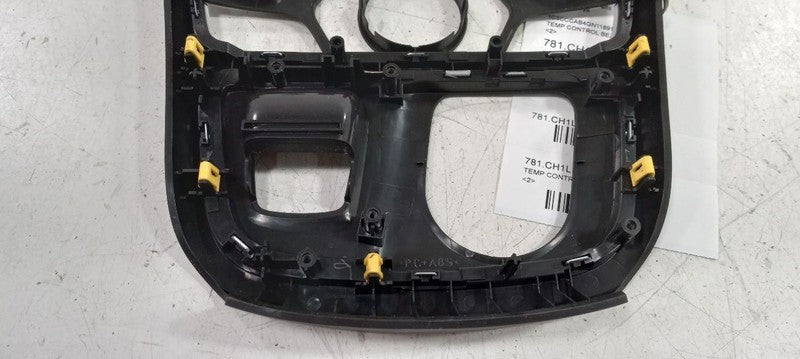 Chrysler 200 Temp Temperature Control Bezel Surround Dash Trim 2015 20