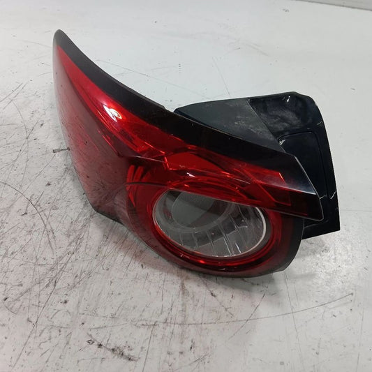 Driver Tail Light Brake Lamp Quarter Panel Mounted Fits 16-23 Mazda CX