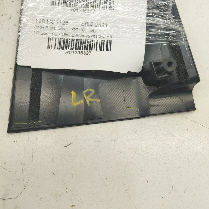 Honda HR-V Left Rear Door Trim Molding Pilar {727613W0A0} 2026 2025 20