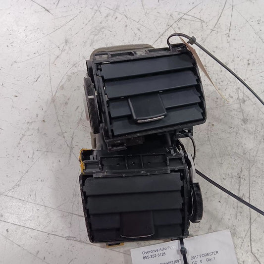 Subaru Forester Dash Air Vent Center Middle  2016 2017 2018