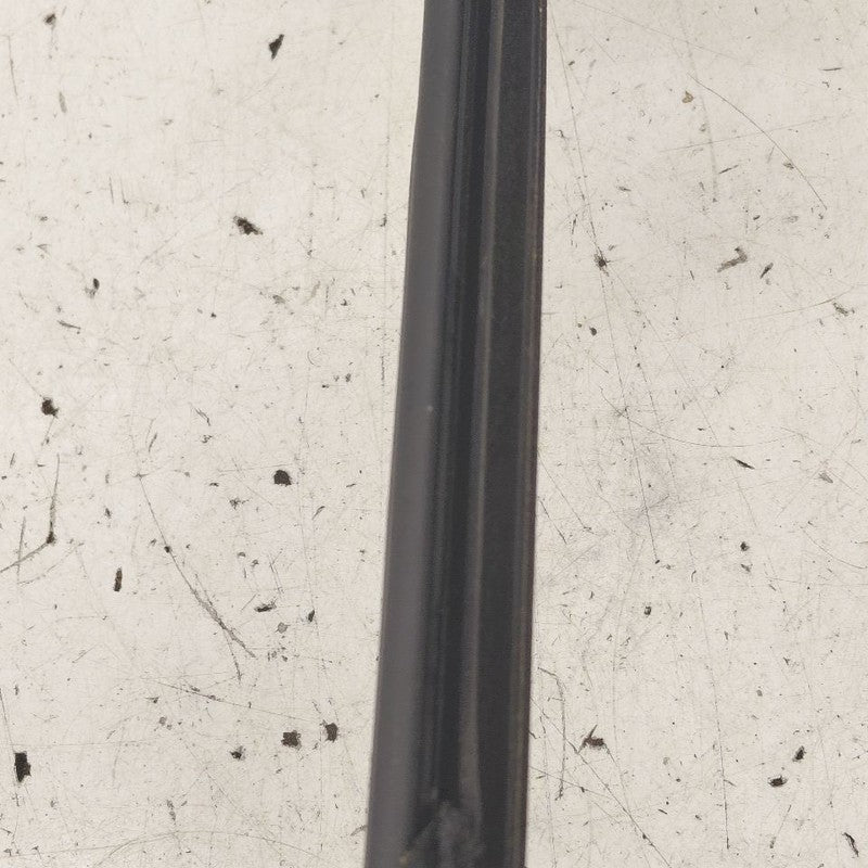 Hyundai Kona Left Front Weather Strip Interior  2021 2020 2019