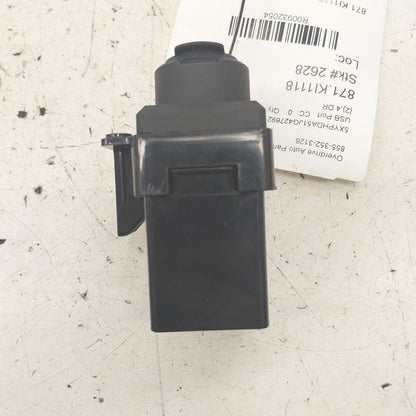 Kia Sorento USB Plug In Hub Port  2018 2017 2016