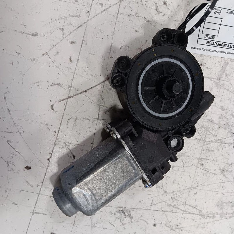 Passenger Right Rear Power Window Motor Fits 12-17 Hyundai Accent