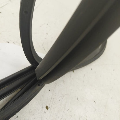 Mitsubishi Outlander   On Door Seal Rubber Left Driver Front  2018 201