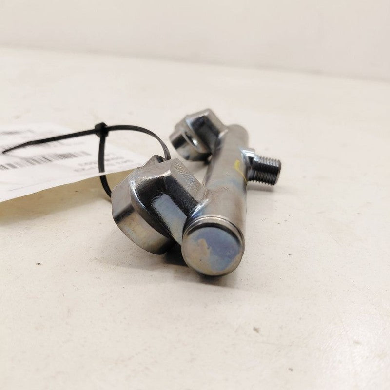 Subaru Crosstrek Driver Left Front Fuel Rail Injection Injector Mount 